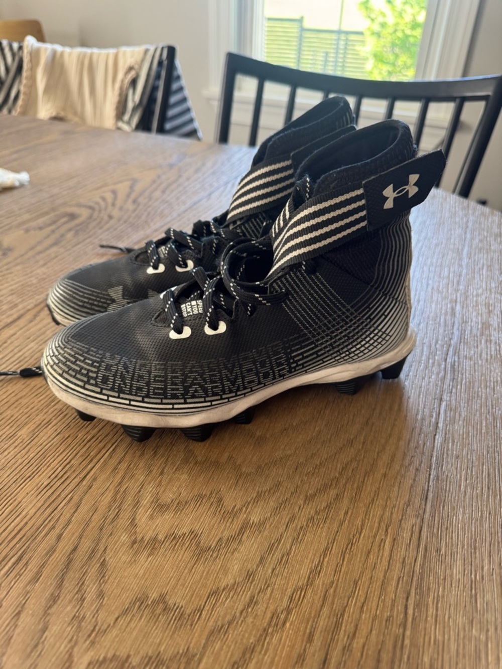 Under Armour Highlight RM Football Cleats Youth Size 5Y